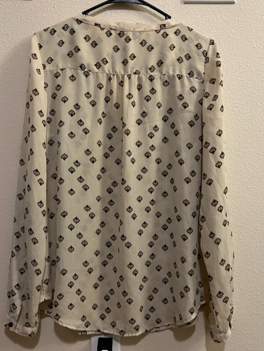Dress Subcategory Identification - Picture 2 of 3